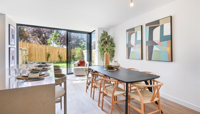 Cottenham Park Road, Wimbledon, SW20