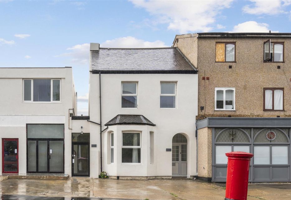 Durham Road, London