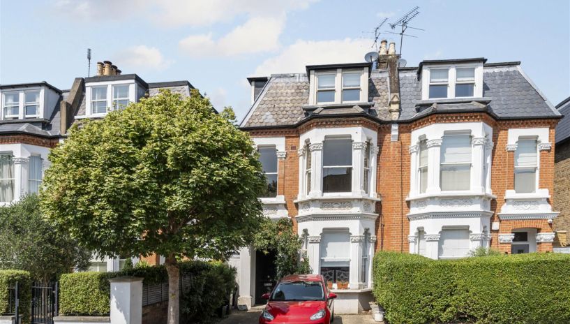 Beverley Road, Barnes, SW13