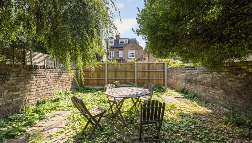 Beverley Road, Barnes, SW13