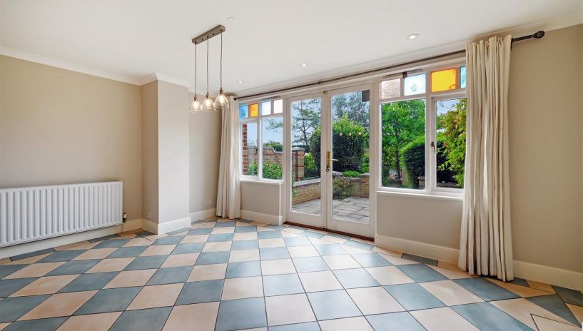 Cottenham Park Road, West Wimbledon, SW20