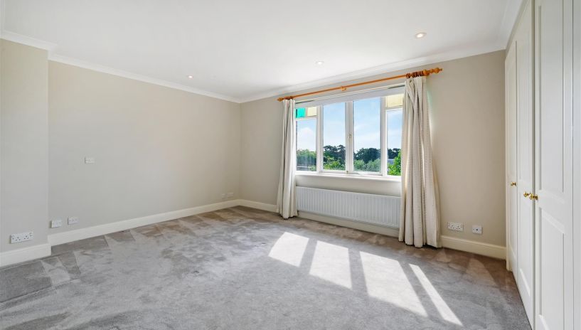 Cottenham Park Road, West Wimbledon, SW20