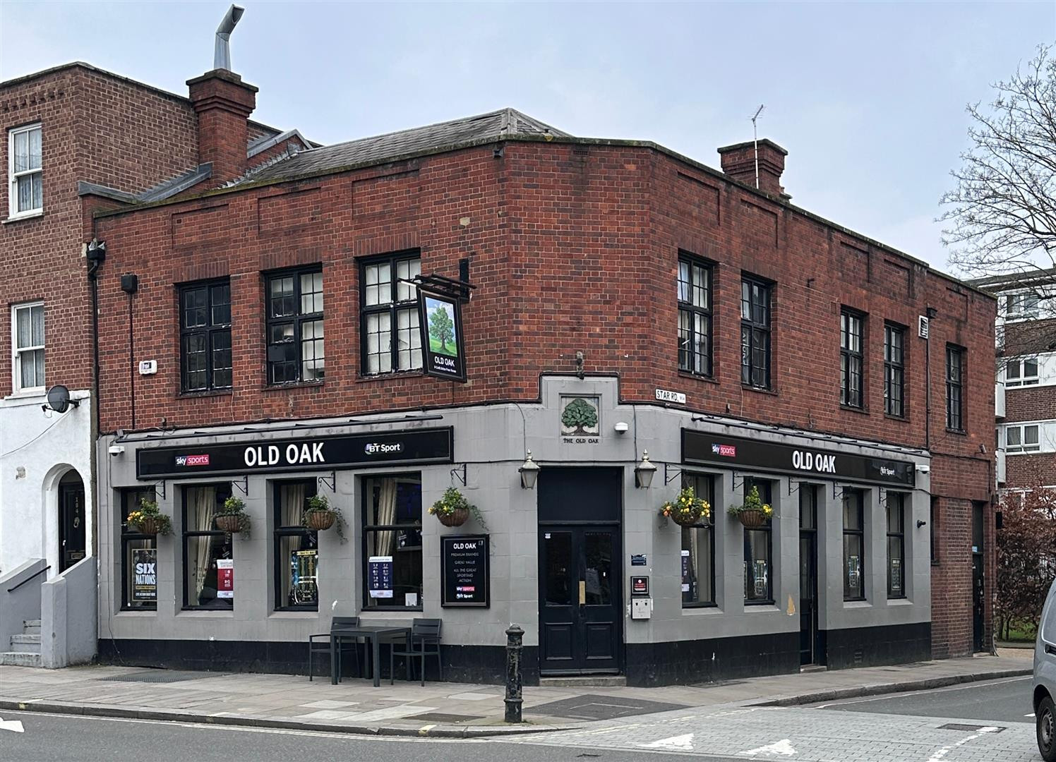 North End Road | 34117614