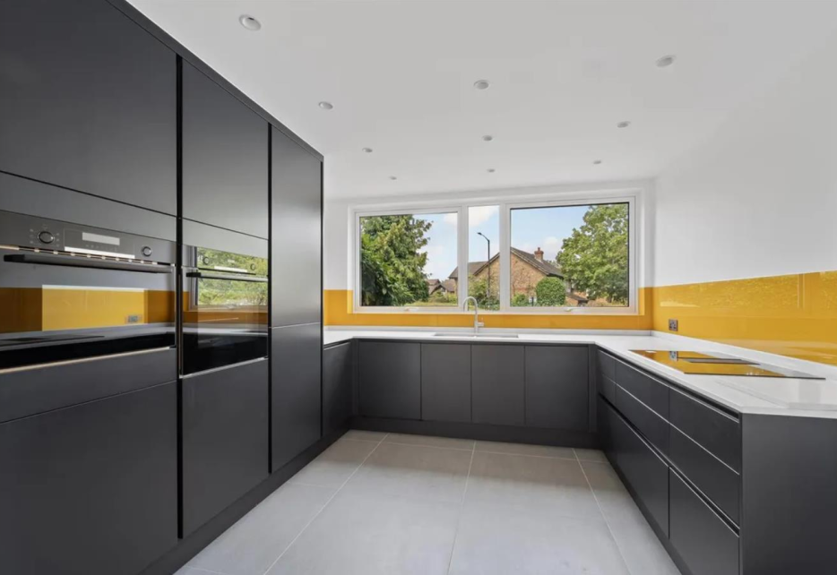 Cottenham Drive, West Wimbledon, SW20
