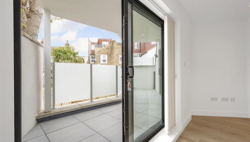 Lillium Mews, Wimbledon, SW19