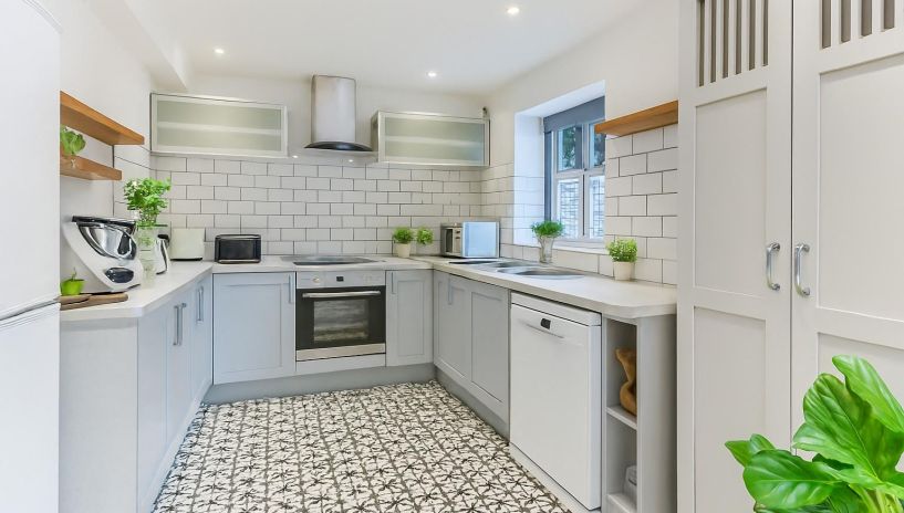 Ridgway, Wimbledon, SW19