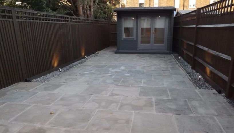 Aston Road, Raynes Park, SW20