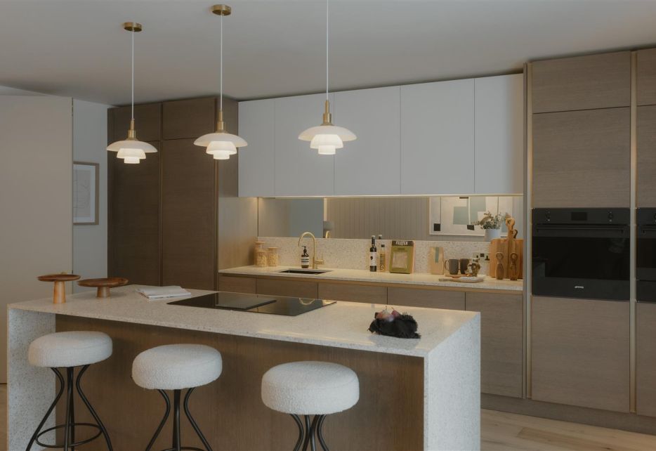 Coombe Lane, Wimbledon