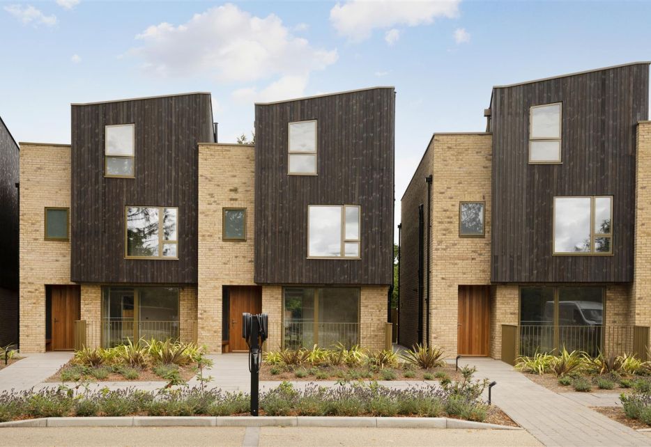 Coombe Lane, Wimbledon