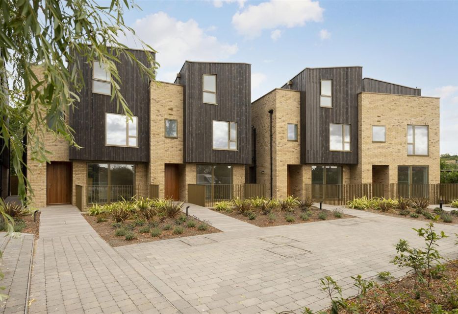 Coombe Lane, Wimbledon