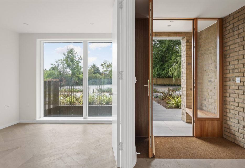 Coombe Lane, Wimbledon