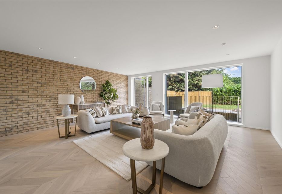 Coombe Lane, Wimbledon