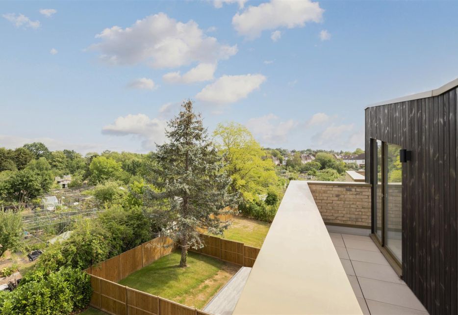 Coombe Lane, Wimbledon