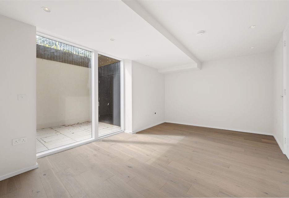 Coombe Lane, Wimbledon