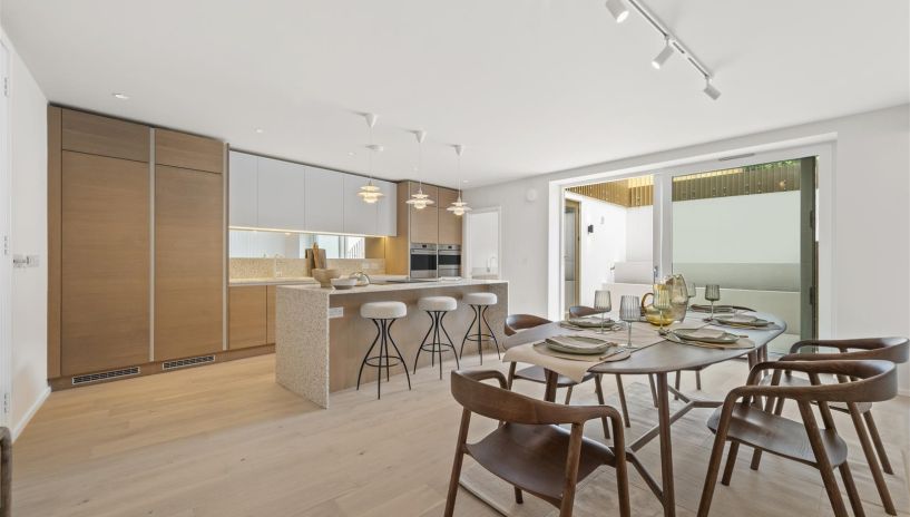 Coombe Lane, Wimbledon