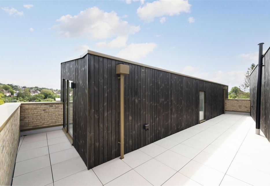 Coombe Lane, Wimbledon