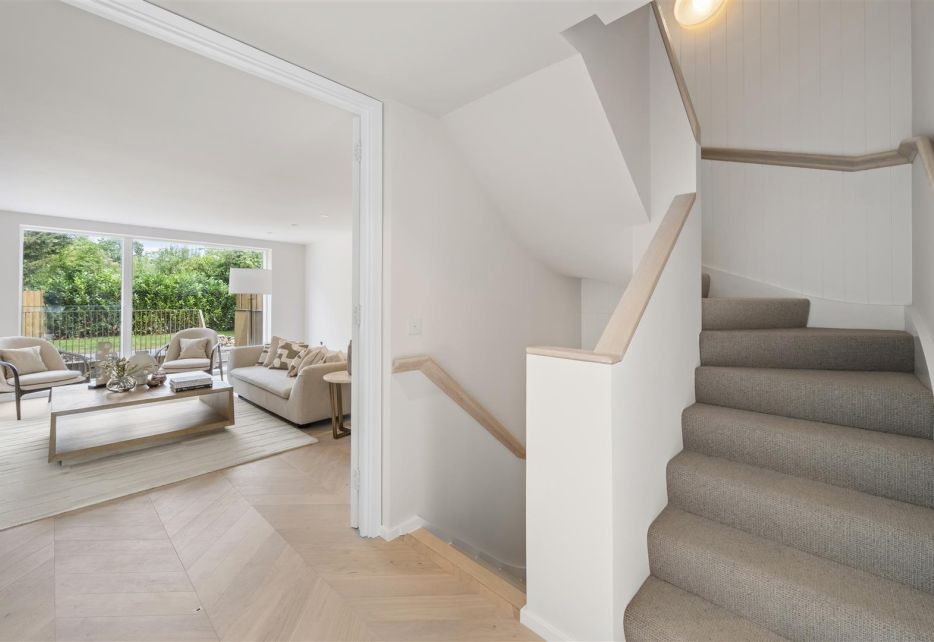 Coombe Lane, Wimbledon