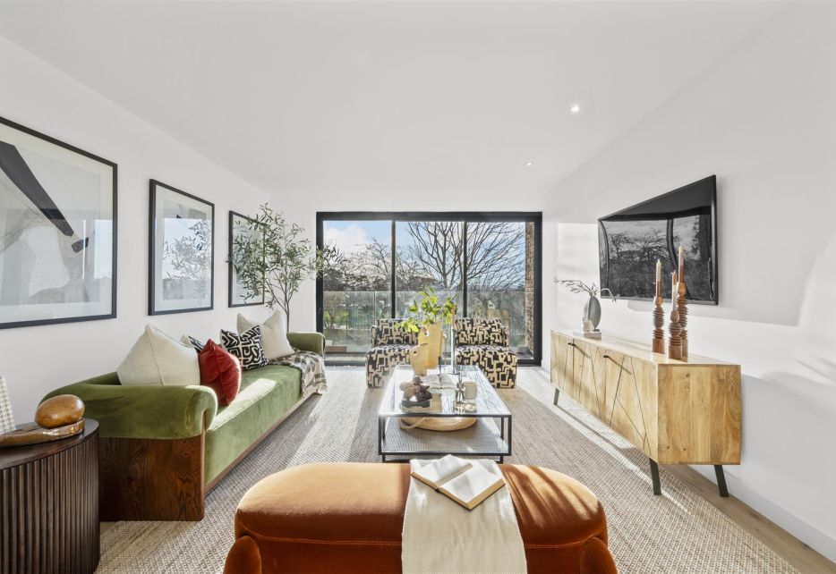 Cottenham Park Road, Wimbledon