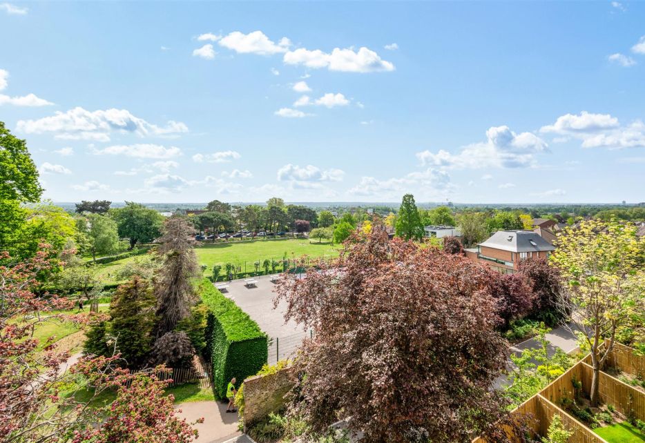 Cottenham Park Road, Wimbledon