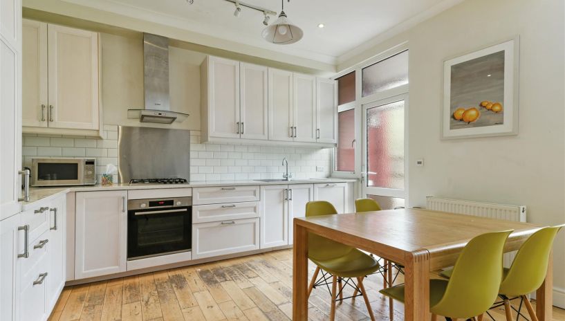 Laurel Road, London