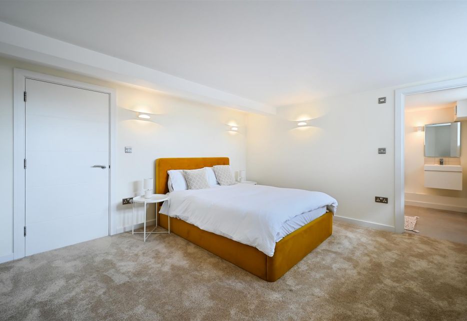 Craven Gardens, Wimbledon, SW19