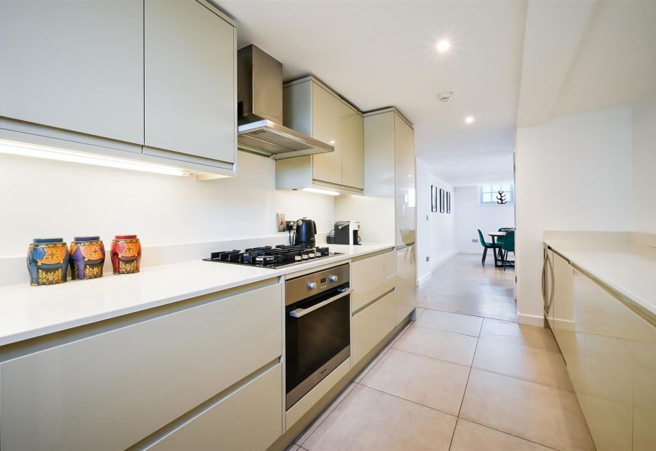 Craven Gardens, Wimbledon, SW19