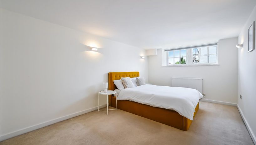 Craven Gardens, Wimbledon, SW19
