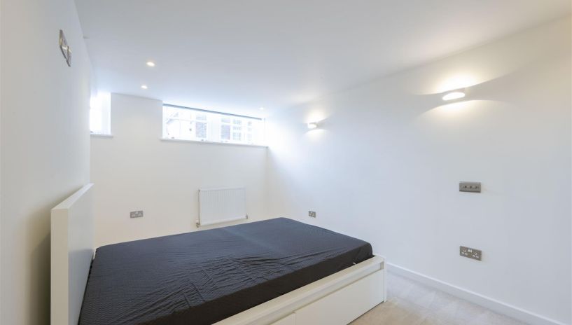 Craven Gardens, Wimbledon, SW19