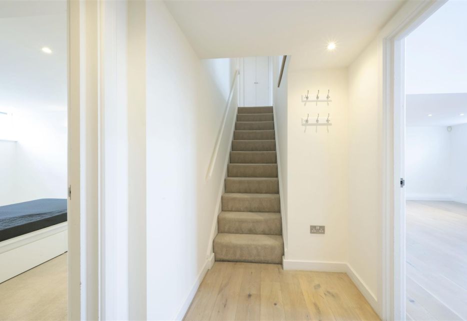Craven Gardens, Wimbledon, SW19