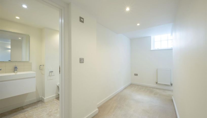 Craven Gardens, Wimbledon, SW19
