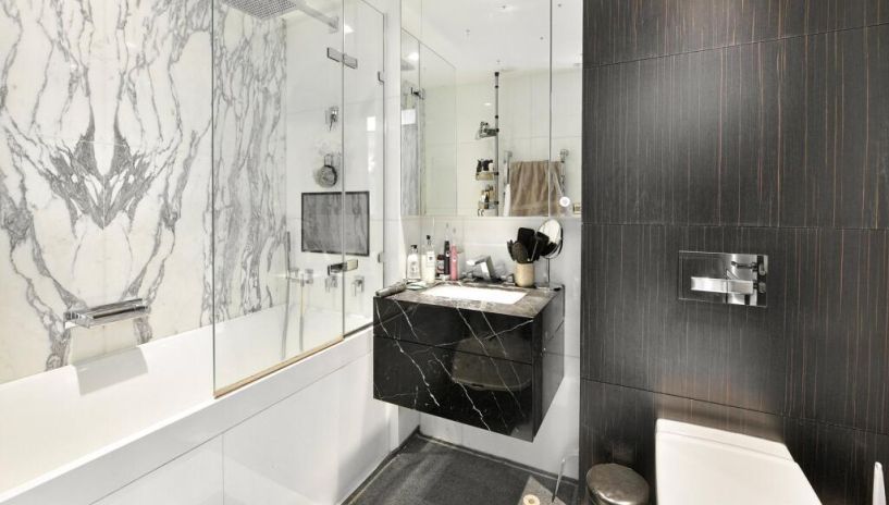 Kensington High Street, London