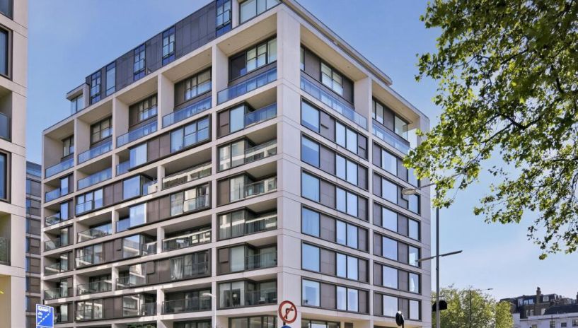 Kensington High Street, London