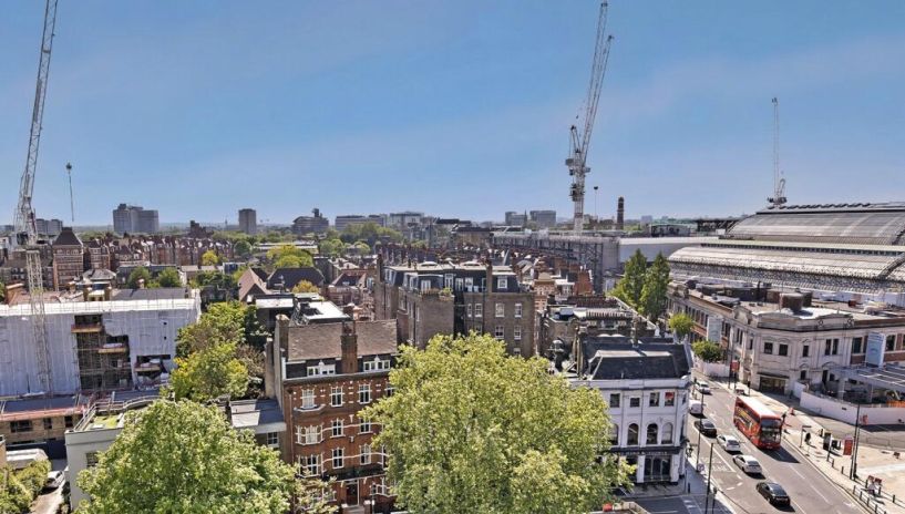 Kensington High Street, London