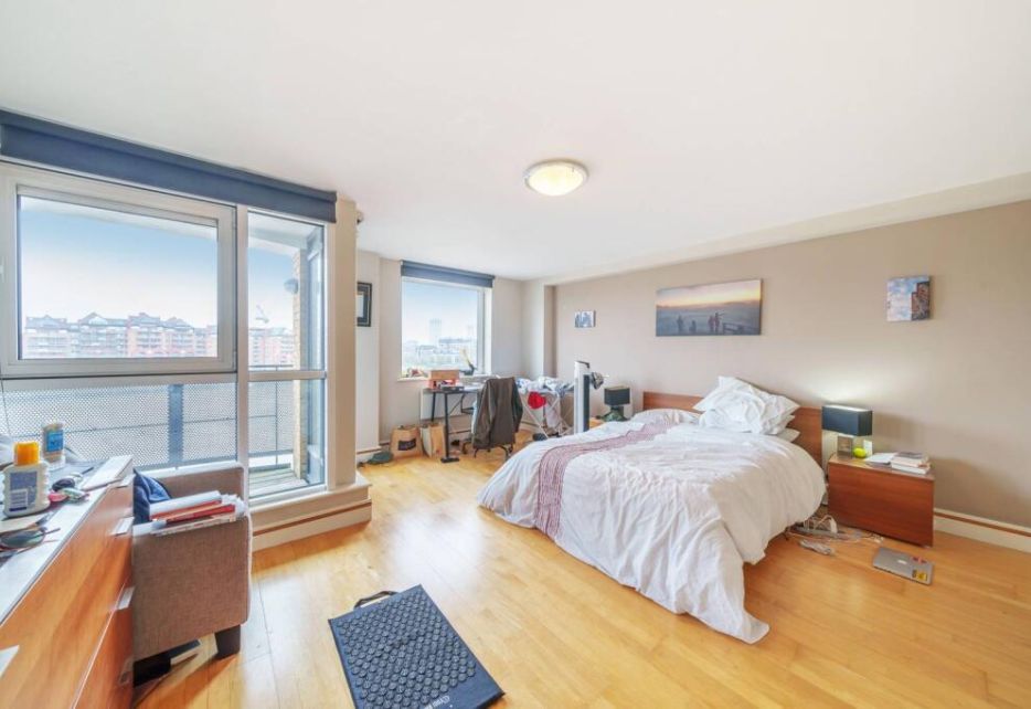 Riverside Apartment, Battersea, London