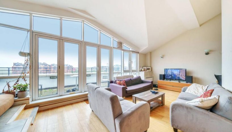 Riverside Apartment, Battersea, London