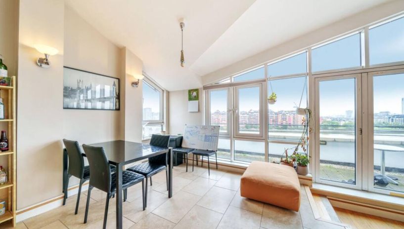 Riverside Apartment, Battersea, London