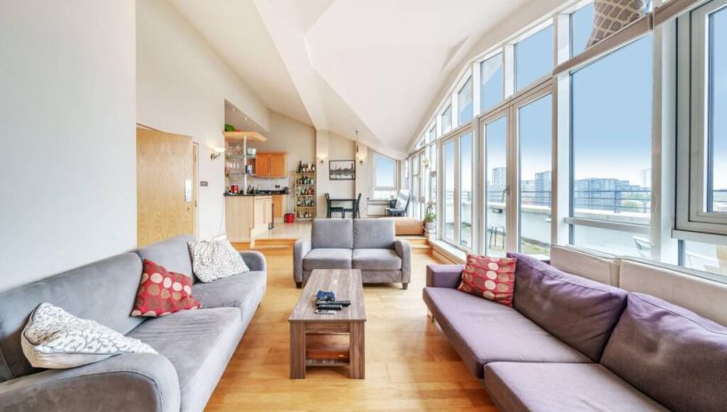 Riverside Apartment, Battersea, London