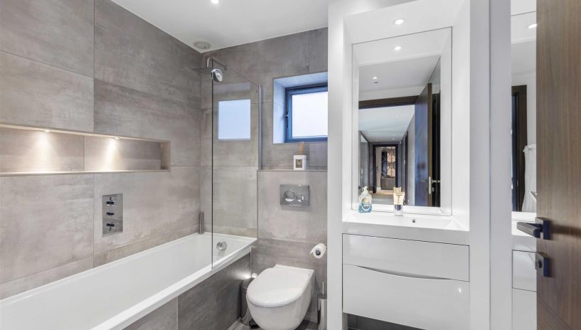 Coombe Ridings, Kingston Upon Thames