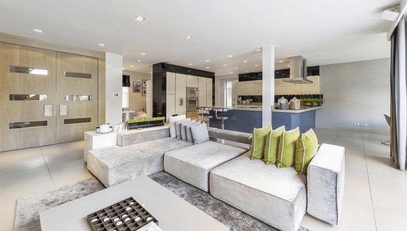 Coombe Ridings, Kingston Upon Thames