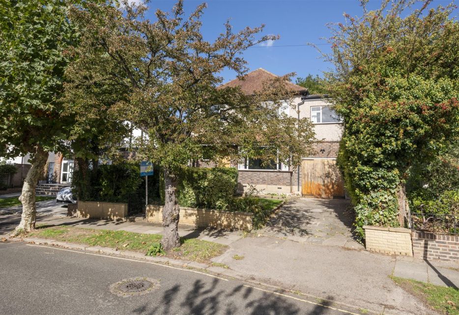 Hunter Road, West Wimbledon, SW20