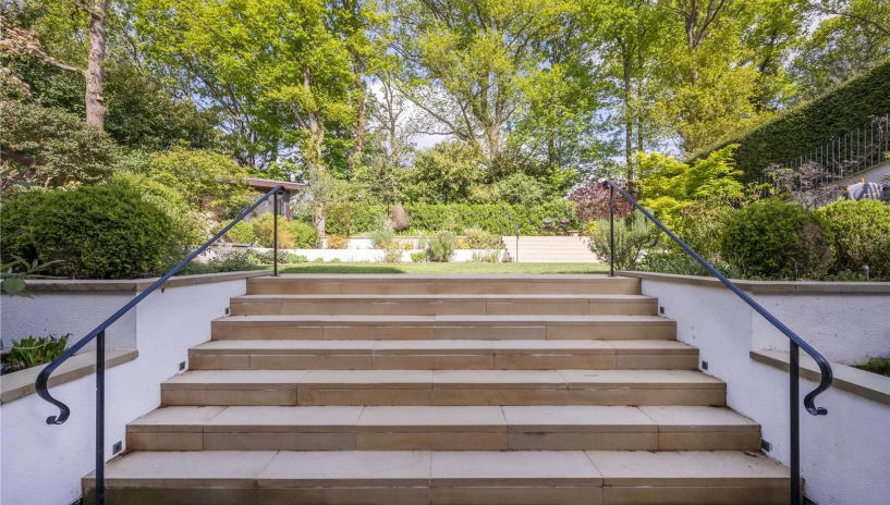 Ellerton Road, Drax Estate, Wimbledon, SW20
