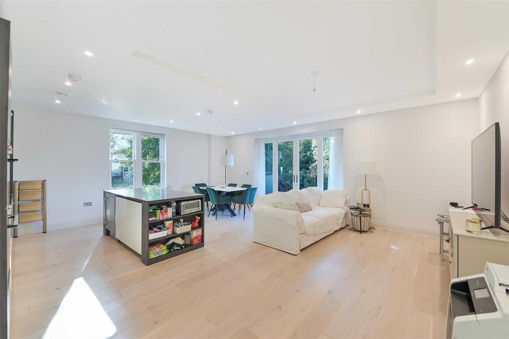 Atkinson Close | 34204300