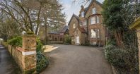 Lingfield Road, Wimbledon Village, SW19