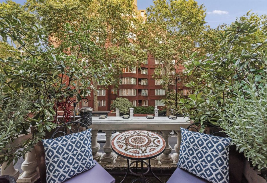 Palace Gate, Kensington, W8
