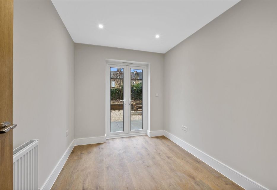Dorien Road, Raynes Park, SW20