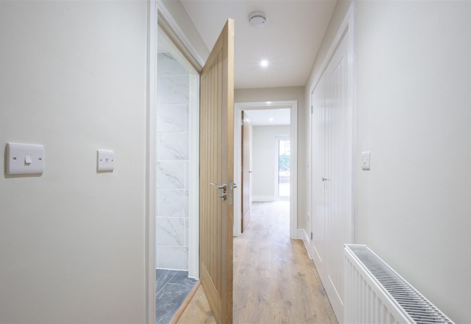 Dorien Road, Raynes Park, SW20