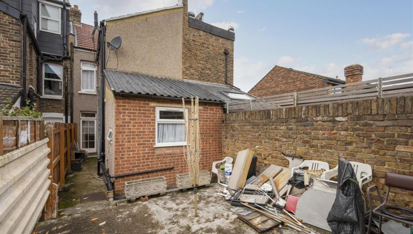 Durham Road, West Wimbledon, SW20