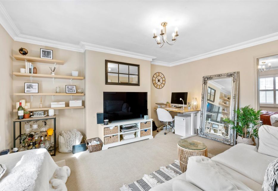Homefield Road, Wimbledon Village, SW19