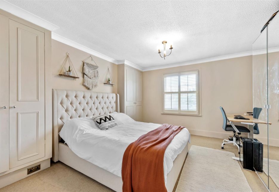 Homefield Road, Wimbledon Village, SW19