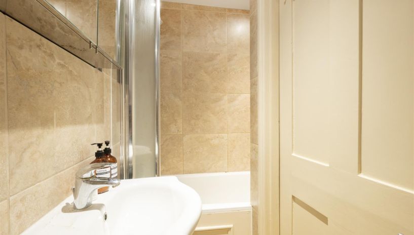 Homefield Road, London